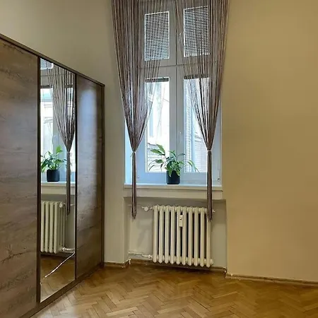 Apartment Velky Spacious Centrum *